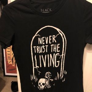 Black Craft Cult “Never Trust The Living”T-shirt
